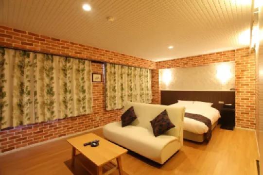 โรงแรมทาวน์ โฟร์ตี้วัน โรงแรมใน