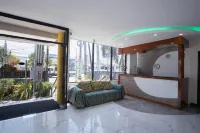OYO 195 Ranchotel - Biñan Hotels in Binan City