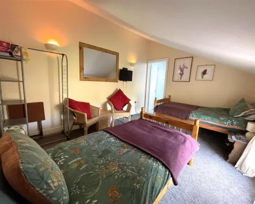 Bryncoch Hotels in Llanelli