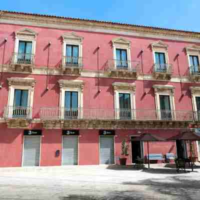 Palazzo Melfi Hotel Exterior