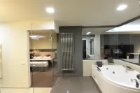 Hotel Galaxy - Bathtub