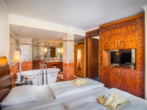 Hotel Glöcklhofer Hotels in Burghausen