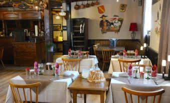 A la Maison Rouge Hôtel & Restaurant