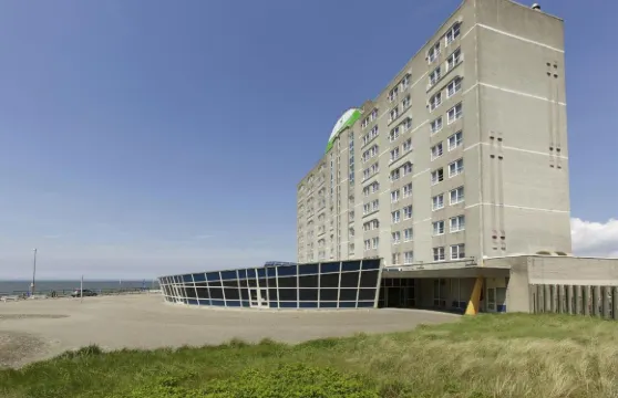 帕克中心贊沃特海灘酒店