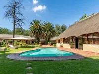 Hoyohoyo Chartwell Lodge Hotels in Chartwell