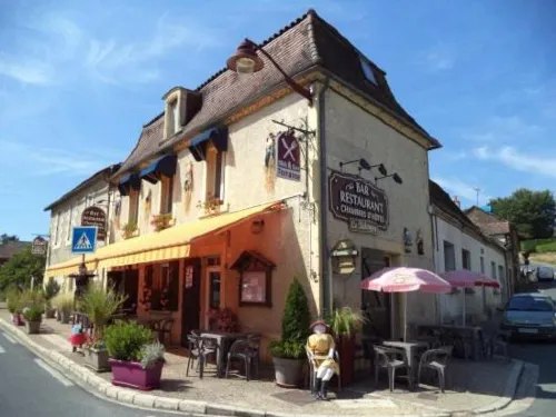 Le Palmyre Soleil de l'Amazonie Hotel a Rouffignac-Saint-Cernin-de-Reilhac