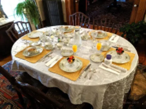 Oakcliff Bed and Breakfast Hotels in Halfmoon