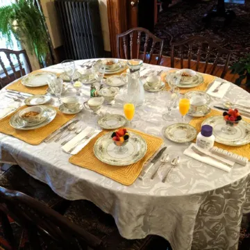 Oakcliff Bed and Breakfast