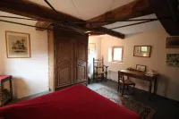 Le Pommenial de la Hérissonnière Hôtels à : Saint-Aubin-de-Bonneval