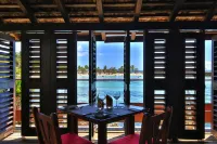 Mahogany Hotel Residence & Spa فنادق في بوانت أبيتر