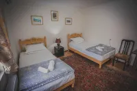 Parivash Guest House