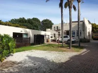 Amakaya Backpackers Travellers Accommodation - Hostels