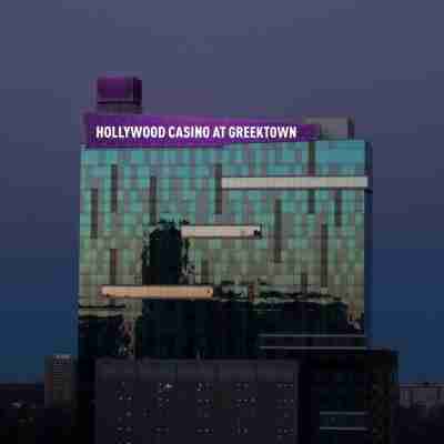 ハリウッド カジノ アット グリークタウン Hotel Exterior