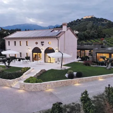 Progress Country & Wine House