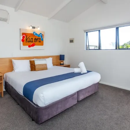 Tidewater Motel & Tourist Park Отели в г. Коромандел