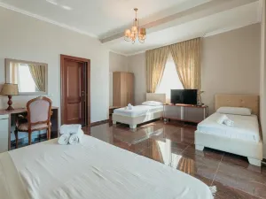 Fishta Hotel & Apartments