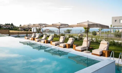 King's & Queen's Afitos - Suites with Private Pool