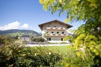 Appartements Auszeit with Private Spa
