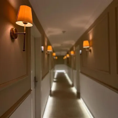 Red Castle Hotel & Pub