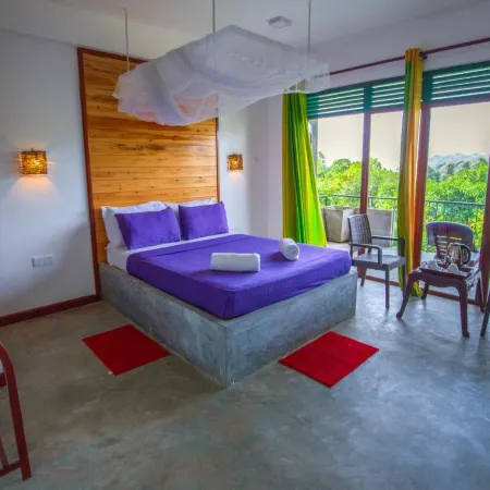 Ella Rawana Den Hotel
