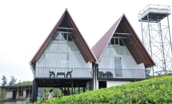 Kudaram County Resort