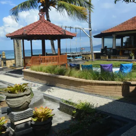 Segara Wangi Beach Cottages