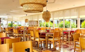 Apartamentos Cristina - Housity