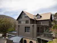House of Ullr Hotels in Thredbo