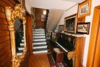 Enzo’s House - Pensions