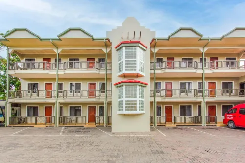 Citi Serviced Apartments - Korobosea - parking