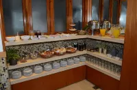 Gran Hotel Skorpios - breakfast