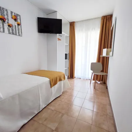 Hotel Miami Calella - El de Siempre, Como Nunca