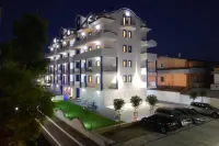 Residence Abruzzo Resort Hotel a Maggi