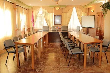 Hotel Avenida III Отели в г. Comarca de Astorga
