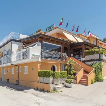 Hotel Ristorante Colleverde