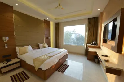 Hotel RR 62-Jaipur City Centre Hotel