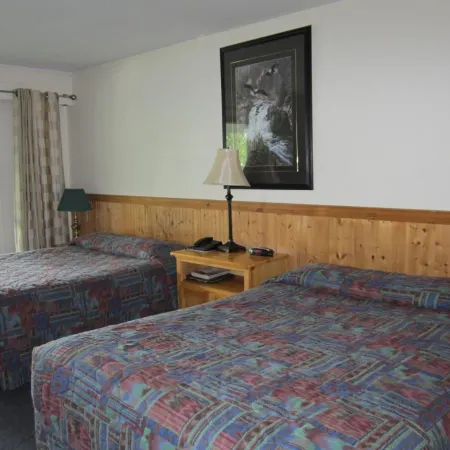 Lakeside Motel