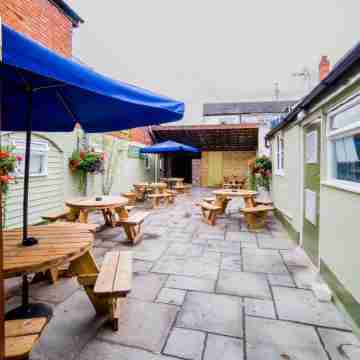 The Green Dragon Hotel Exterior