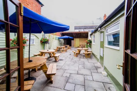 The Green Dragon Отели в г. Берлскомб