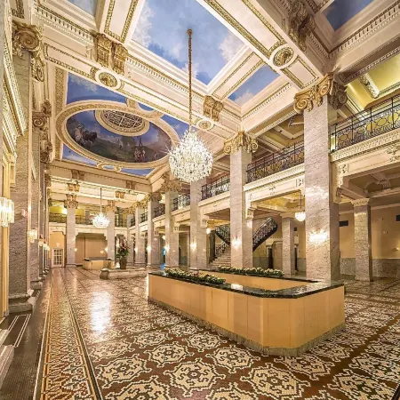 Hotel Bentley