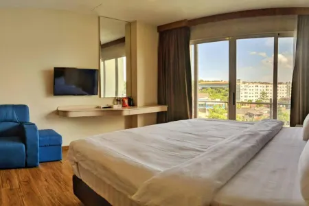 Lovina 0305 at Pelita Nagoya Apartment Отели рядом с достопримечательностью «Wangsa Spa Avava Mall»