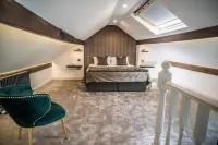 Arthur's Bar & Accommodation Hotel a Southport