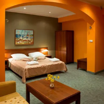 Kompleks Hotelowy Logos