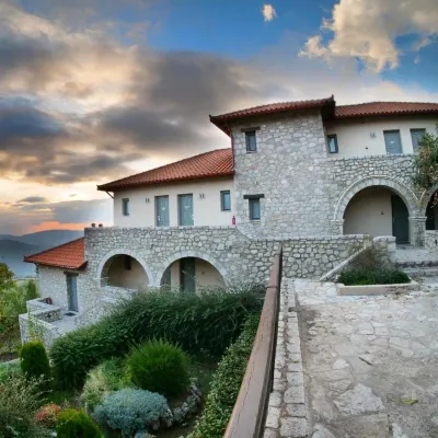 Aegli Arachova Hotels near Arachova Viewpoint