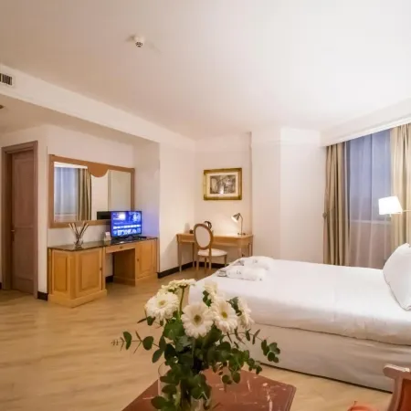 SHG Hotel De La Ville