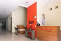 TwoSpaces Living at Toedjoeh Enam Homestay Syariah