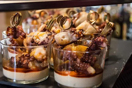 Hostal - Restaurante la Buena Villa by Vivere Stays