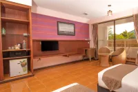 Rashu Hiyaa Hotels in Meerufenfushi