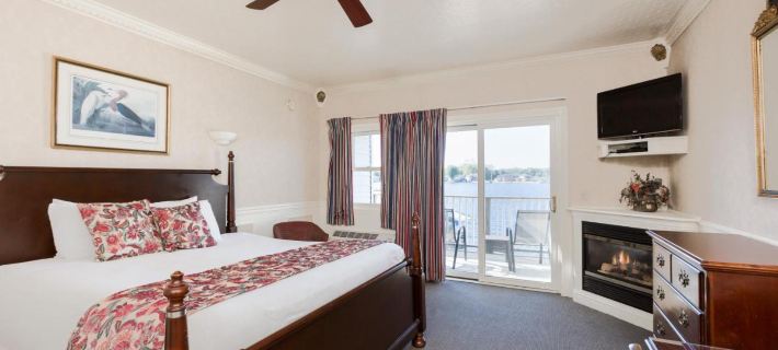The Blue Heron Inn Hotels in LaPorte County