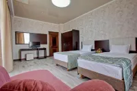 Karagat Hotel Hotel di Karakol